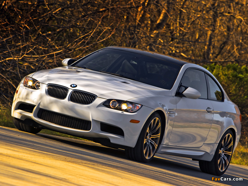 Pictures of BMW M3 Coupe US-spec (E92) 2007–10 (800 x 600)