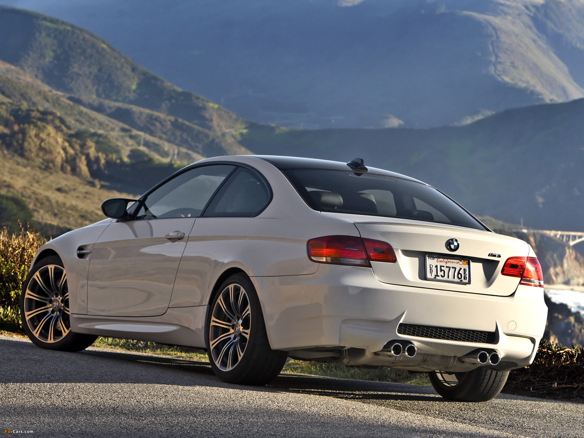 Pictures of BMW M3 Coupe US-spec (E92) 2007–10 (2048 x 1536)