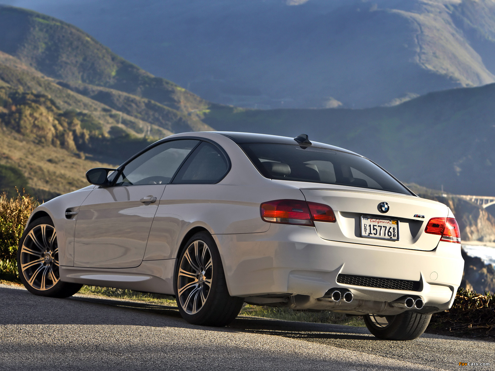 Pictures of BMW M3 Coupe US-spec (E92) 2007–10 (1600 x 1200)