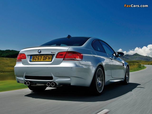Pictures of BMW M3 Coupe UK-spec (E92) 2007 (640 x 480)