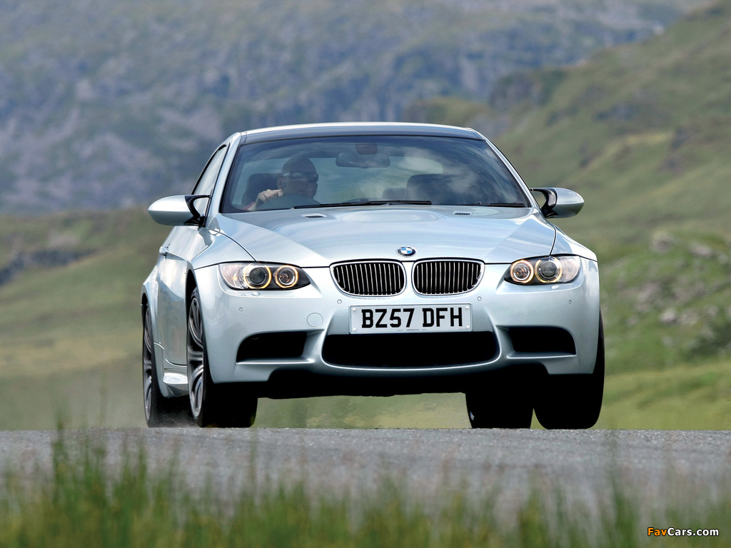 Pictures of BMW M3 Coupe UK-spec (E92) 2007 (1024 x 768)