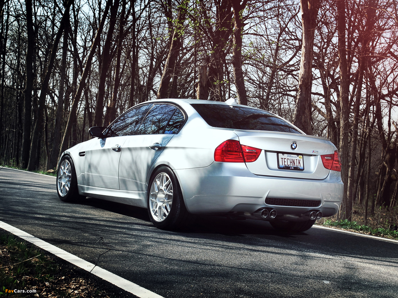 Pictures of IND BMW M3 Sedan (E90) 2009–10 (1280 x 960)