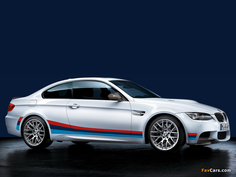 Pictures of BMW M3 Coupe M-Performance Package (E92) 2011 (800 x 600)