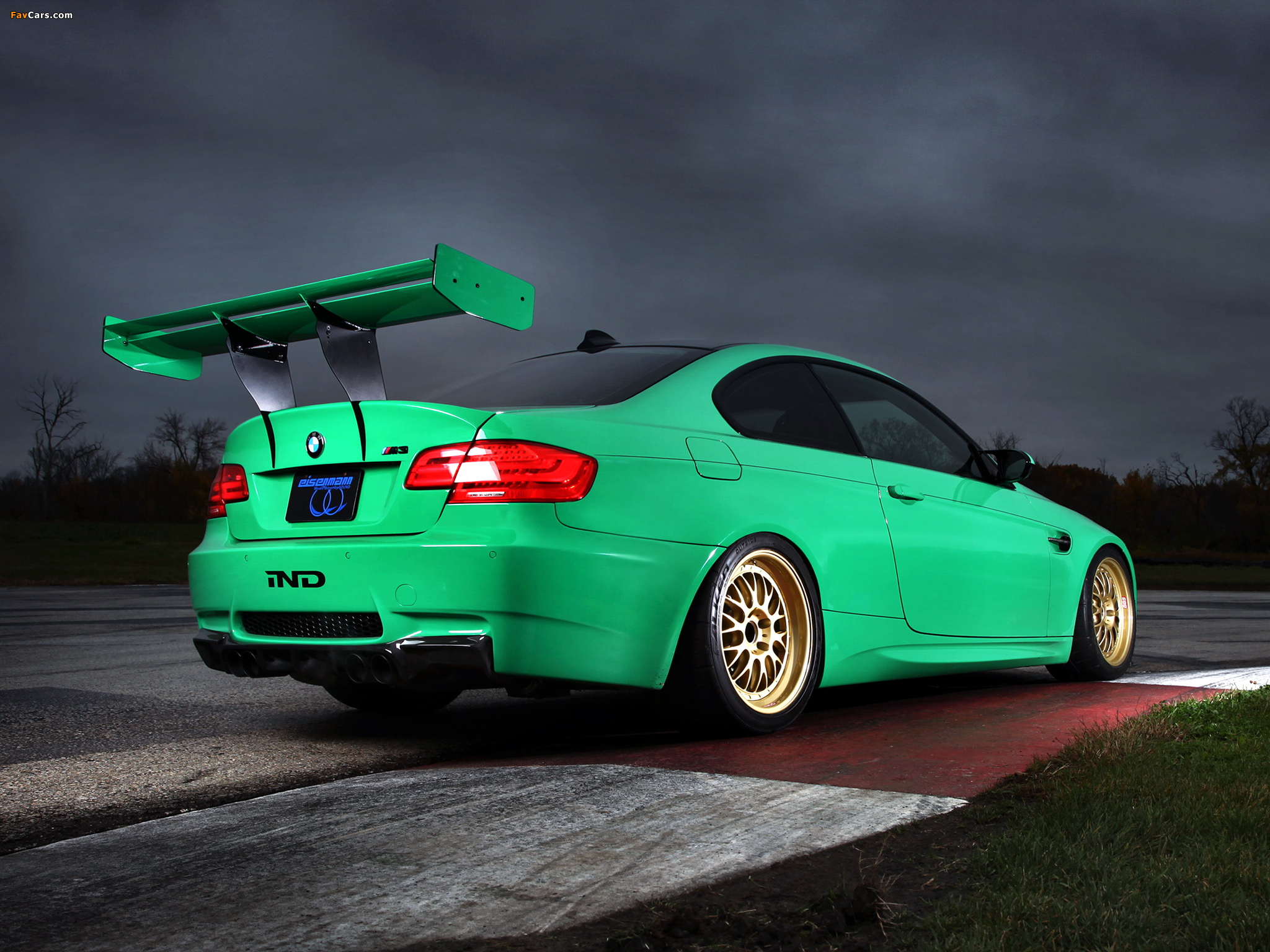 Pictures of IND BMW M3 Coupe Green Hell S65 (E92) 2011 (2048 x 1536)