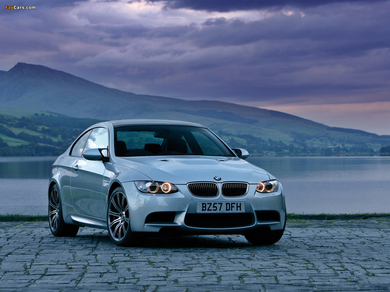 BMW M3 Coupe UK-spec (E92) 2007 wallpapers (1280 x 960)