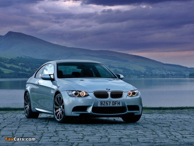 BMW M3 Coupe UK-spec (E92) 2007 wallpapers (640 x 480)