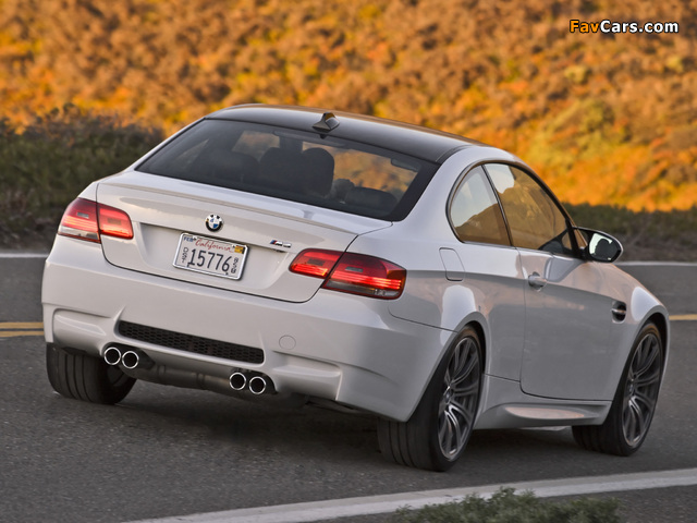 BMW M3 Coupe US-spec (E92) 2007–10 wallpapers (640 x 480)