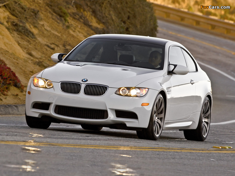 BMW M3 Coupe US-spec (E92) 2007–10 wallpapers (800 x 600)