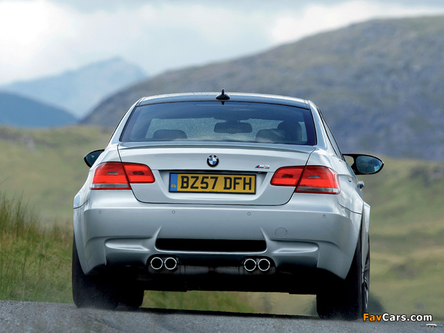 BMW M3 Coupe UK-spec (E92) 2007 wallpapers (640 x 480)