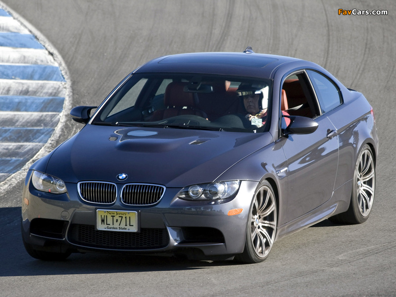 BMW M3 Coupe US-spec (E92) 2007–10 wallpapers (800 x 600)