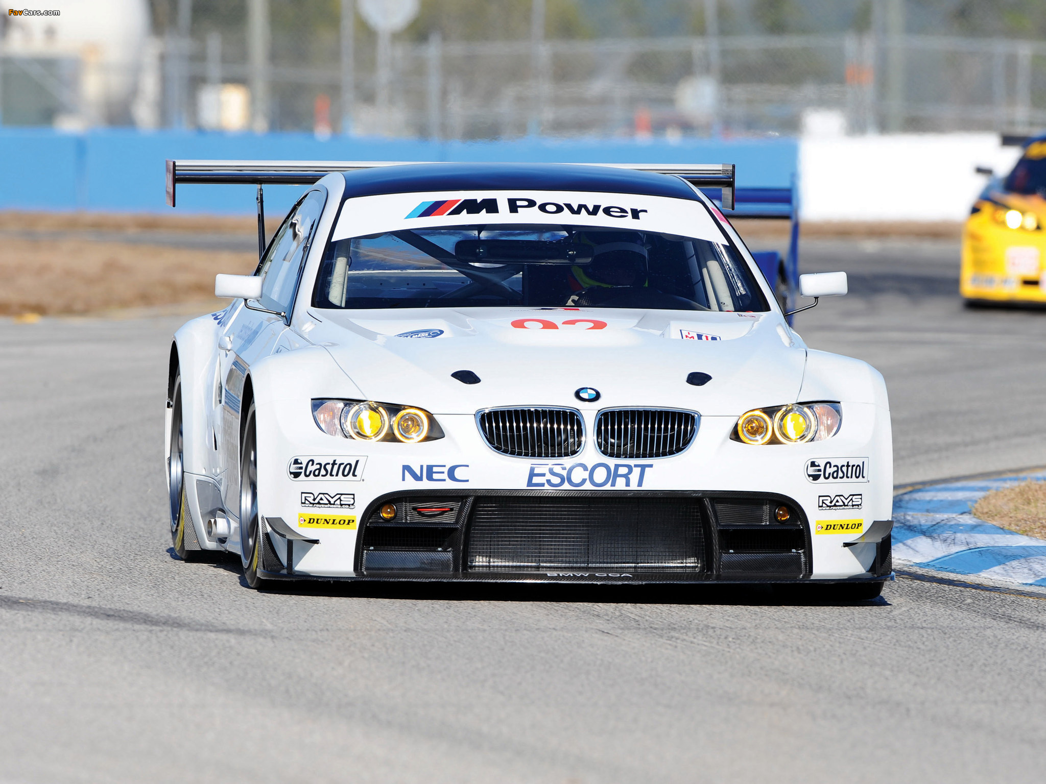 BMW M3 GT2 Race Car (E92) 2009–12 wallpapers (2048 x 1536)