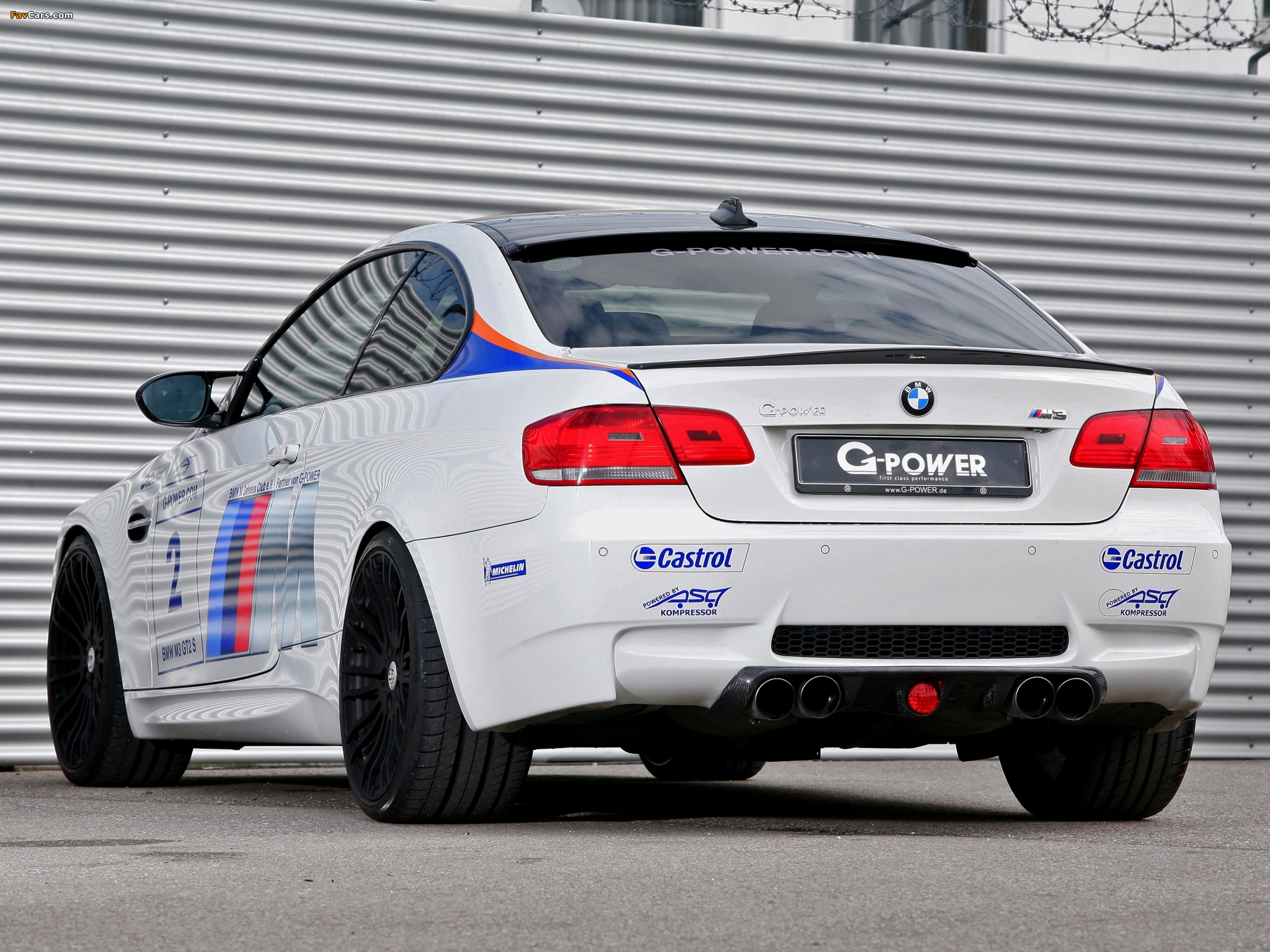 G-Power BMW M3 Tornado CS (E92) 2010 wallpapers (2048 x 1536)