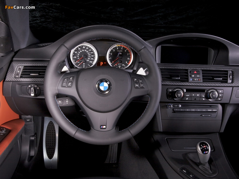 BMW M3 Coupe Frozen Gray Edition (E92) 2011 wallpapers (800 x 600)
