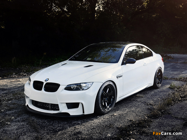 IND BMW M3 Coupe (E92) 2012 wallpapers (640 x 480)