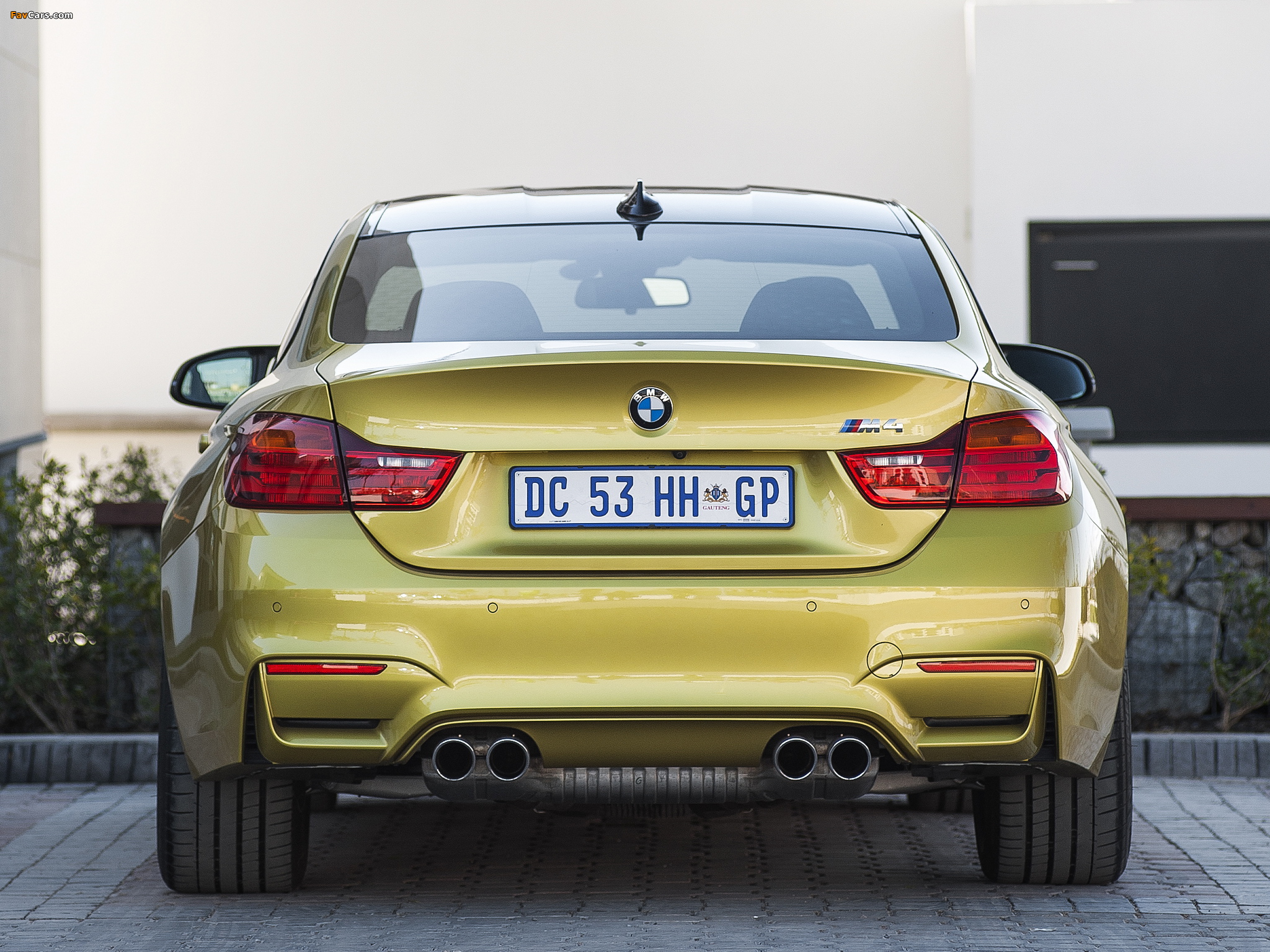 BMW M4 Coupé ZA-spec (F82) 2014 images (2048 x 1536)