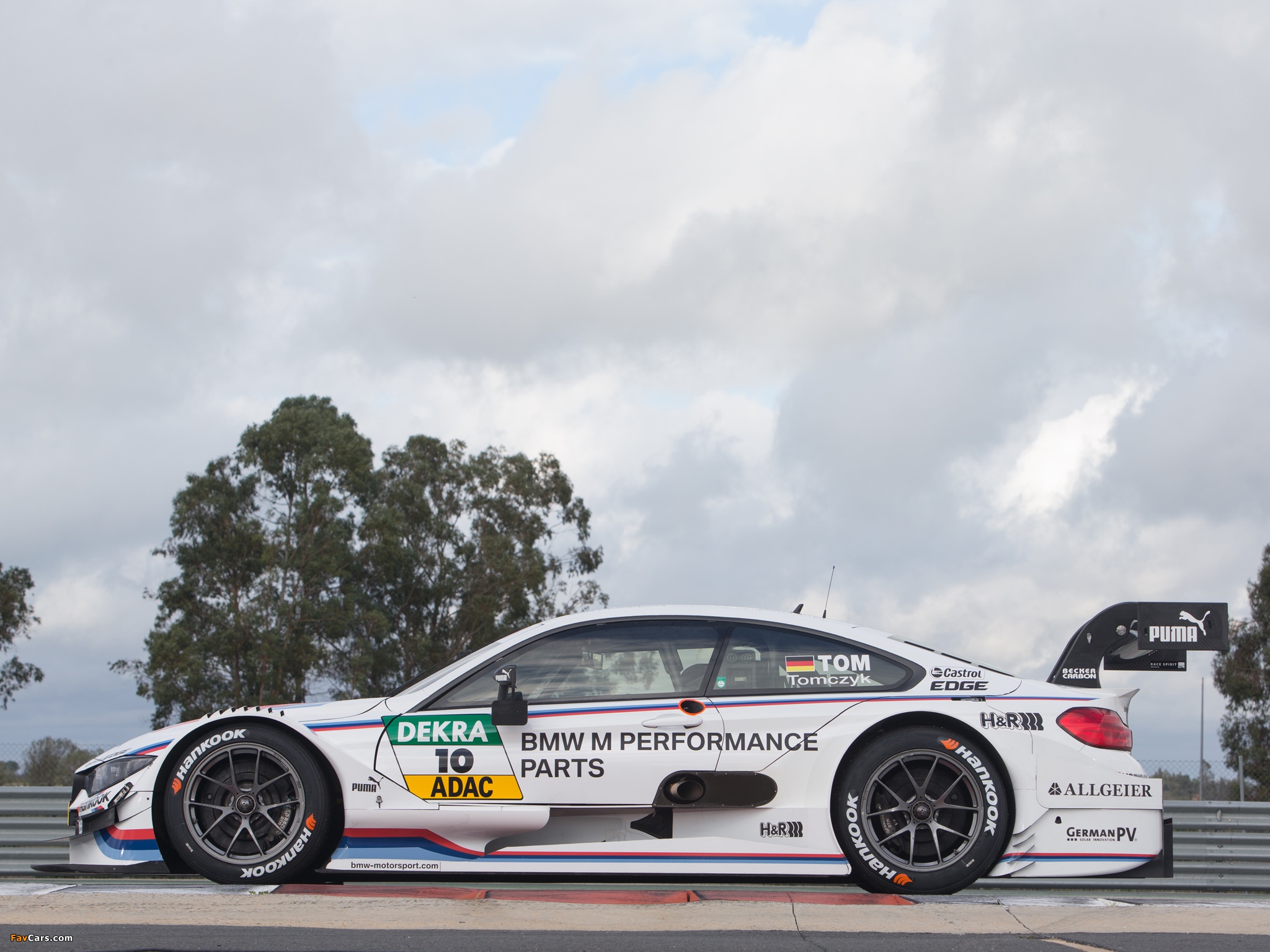 BMW M4 DTM (F82) 2014 pictures (2048 x 1536)