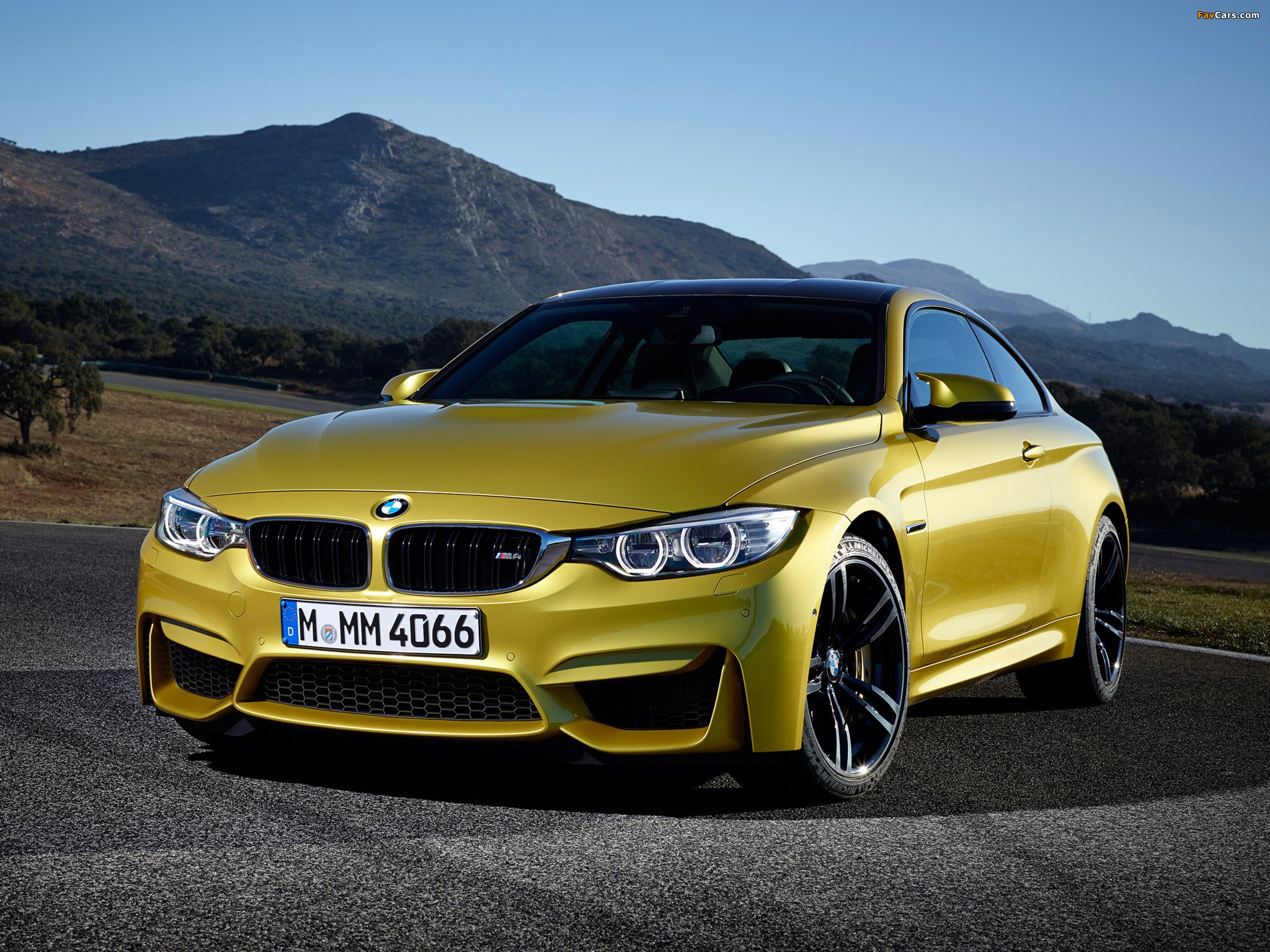 BMW M4 Coupé (F82) 2014 wallpapers (2048 x 1536)