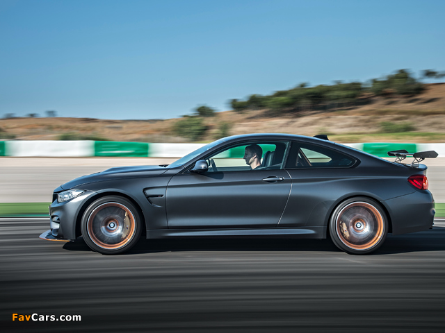 BMW M4 GTS (F82) 2015 photos (640 x 480)