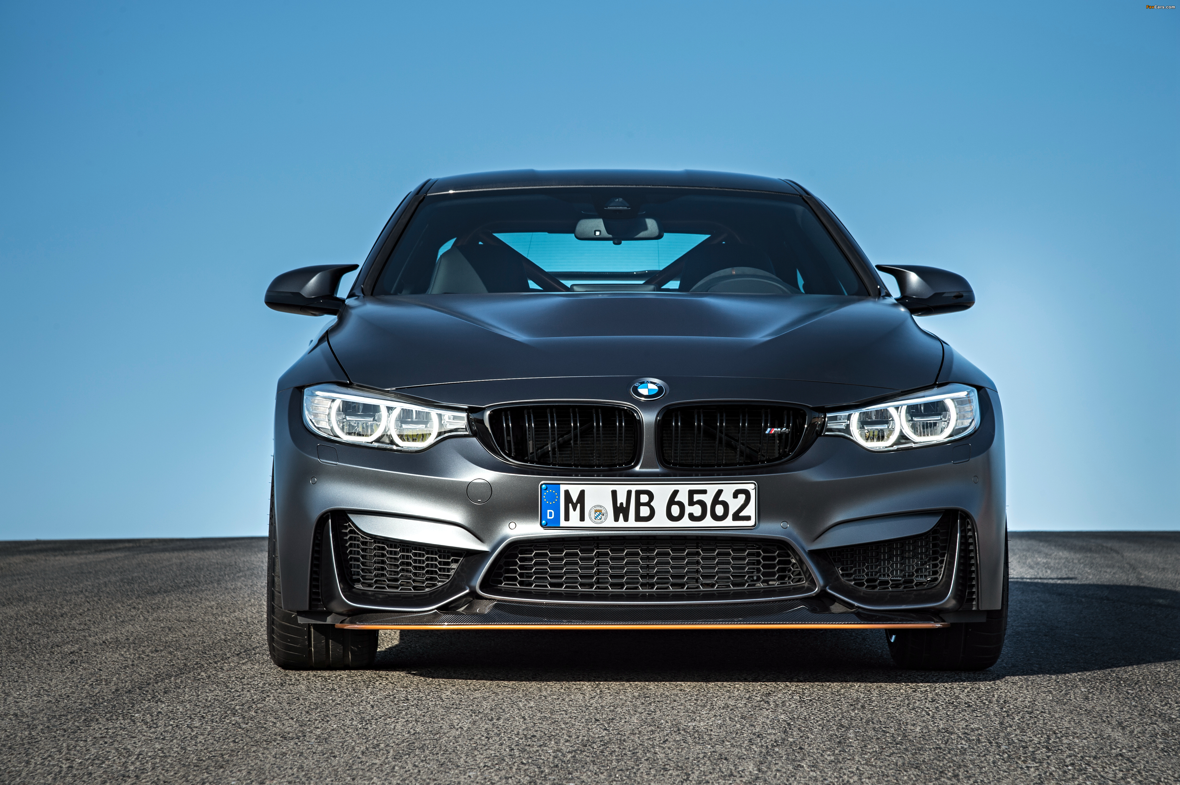 BMW M4 GTS (F82) 2015 photos (4096 x 2726)