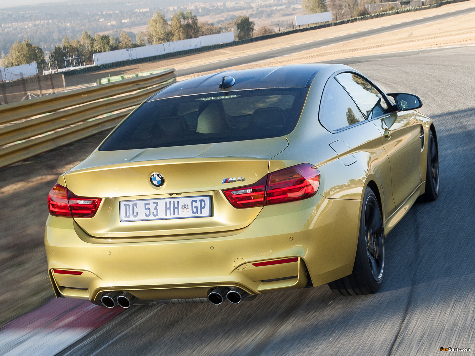 Images of BMW M4 Coupé ZA-spec (F82) 2014 (1600 x 1200)