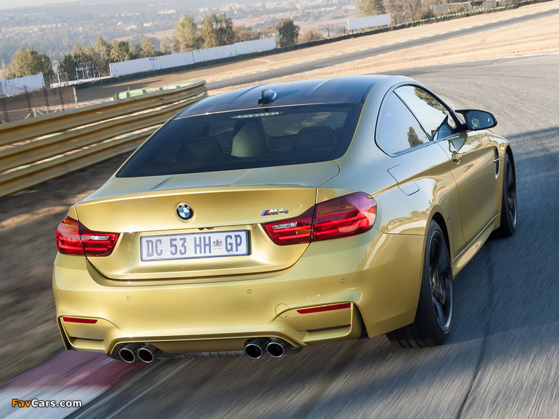 Images of BMW M4 Coupé ZA-spec (F82) 2014 (800 x 600)