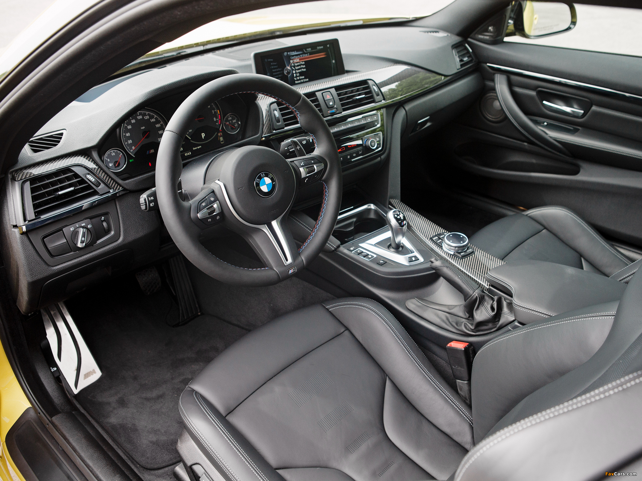 Images of 2015 BMW M4 Coupé US-spec (F82) 2014 (2048 x 1536)