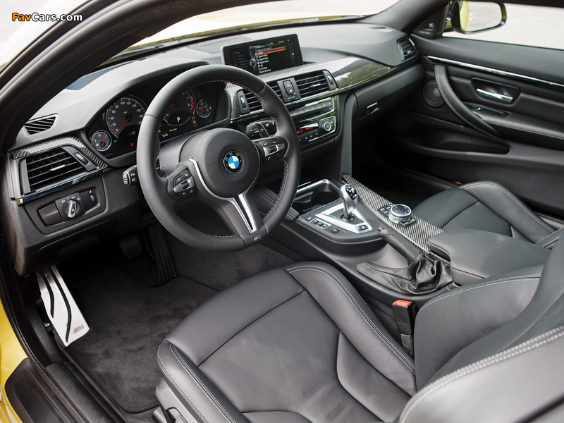 Images of 2015 BMW M4 Coupé US-spec (F82) 2014 (800 x 600)