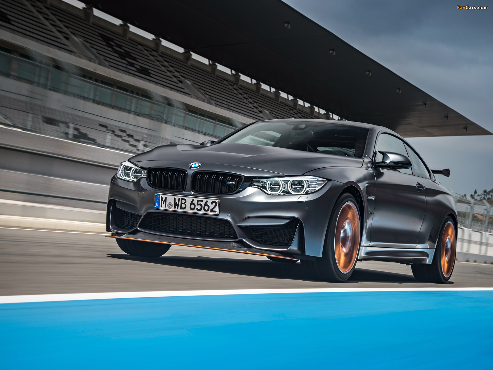 Images of BMW M4 GTS (F82) 2015 (1600 x 1200)