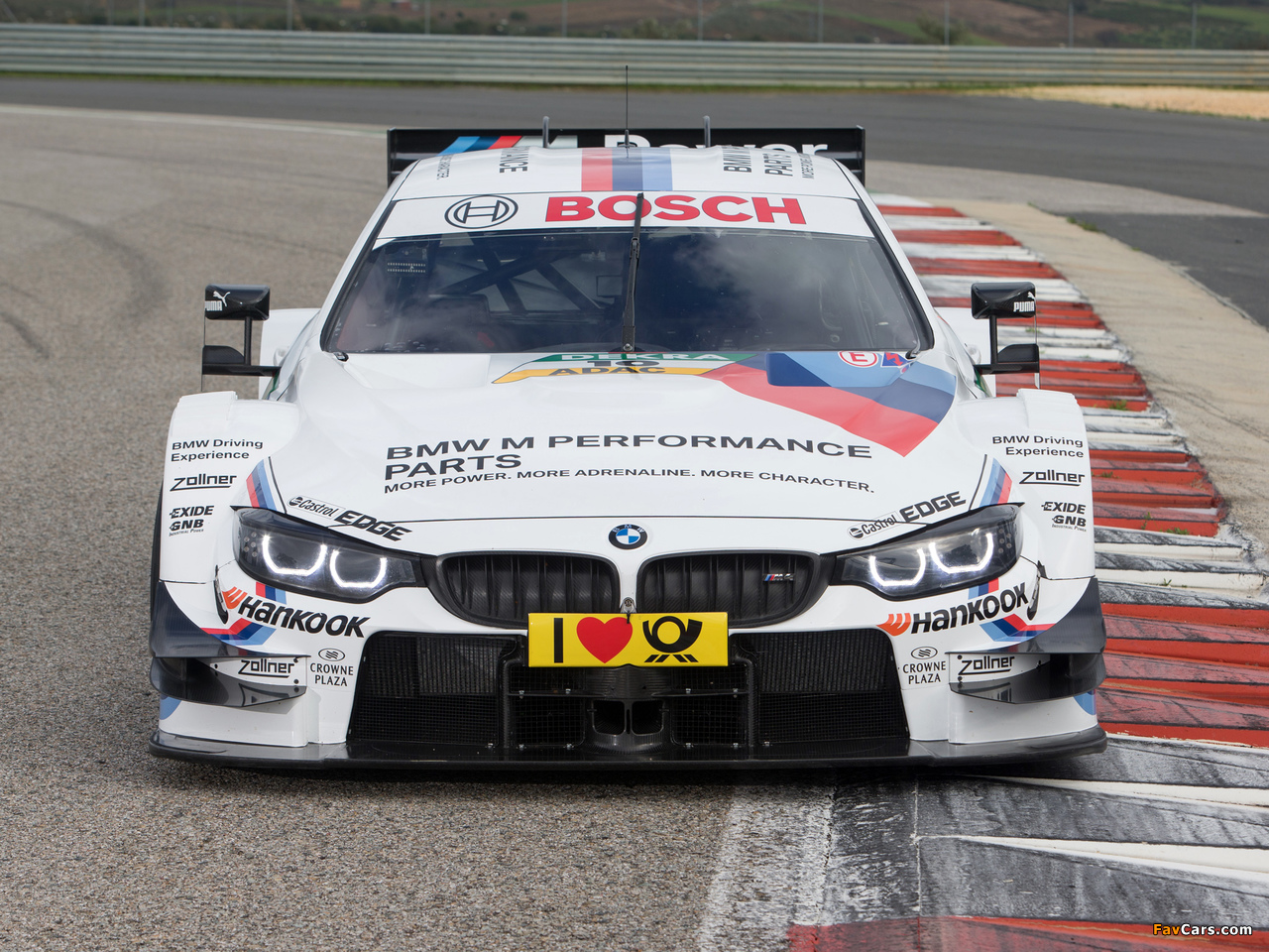 Photos of BMW M4 DTM (F82) 2014 (1280 x 960)