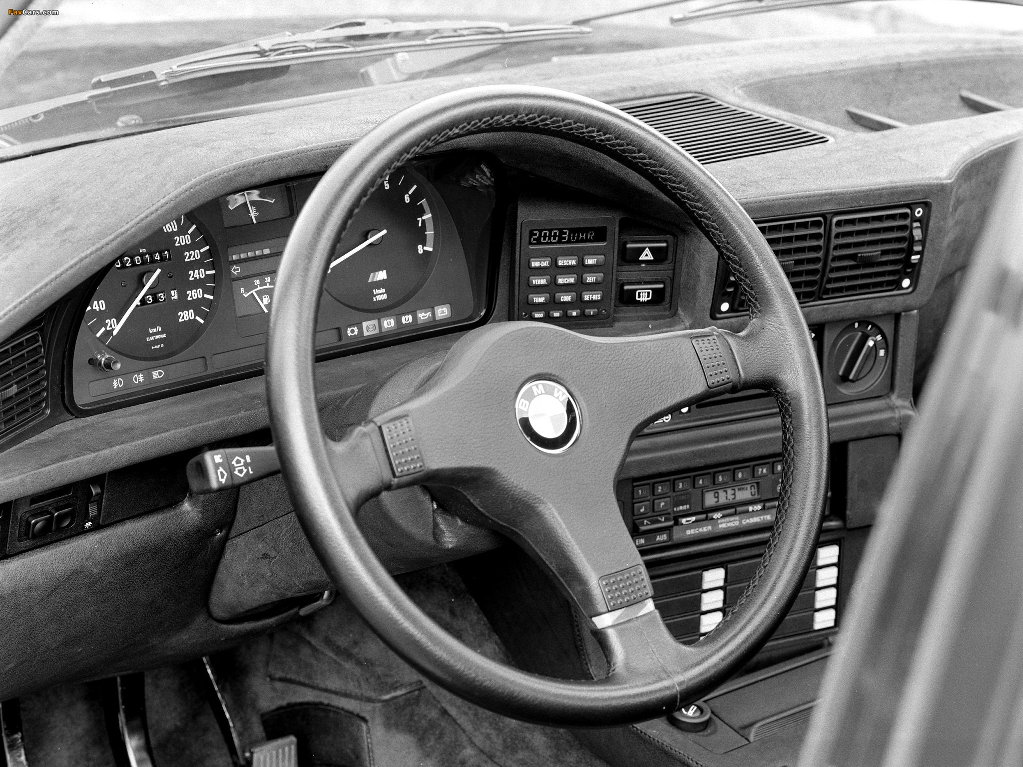 BMW M5 (E28) 1985–87 images (2048 x 1536)