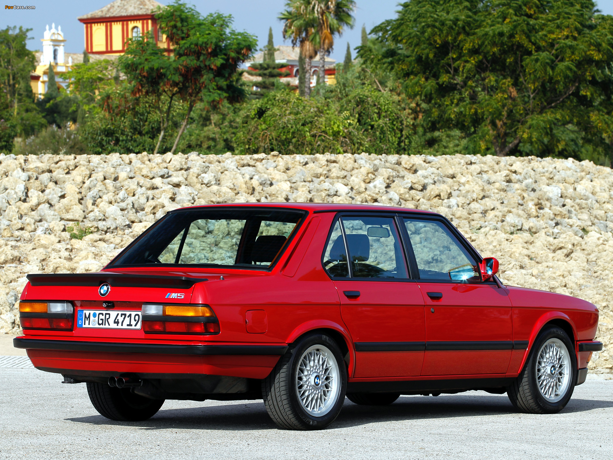 BMW M5 (E28) 1985–87 photos (2048 x 1536)