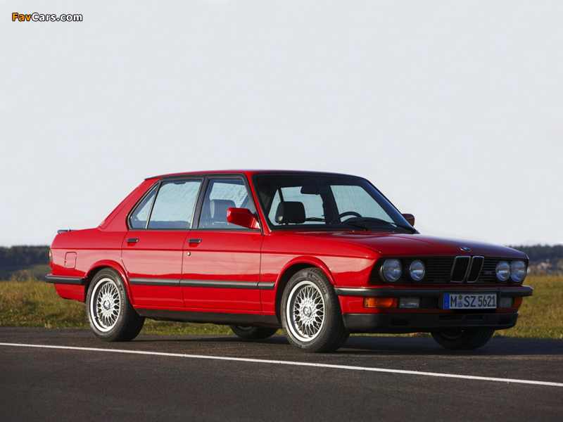 BMW M5 (E28) 1985–87 photos (800 x 600)