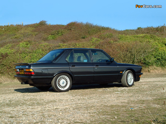 BMW M5 UK-spec (E28) 1986–87 photos (640 x 480)