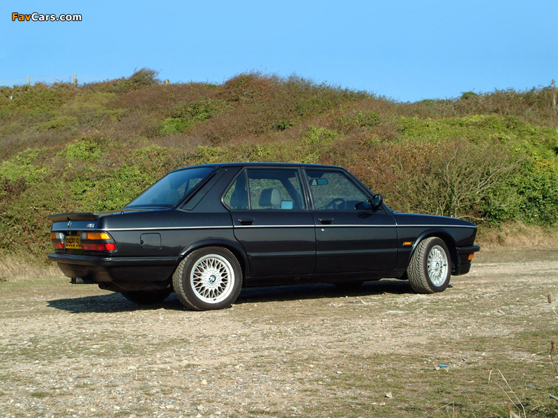 BMW M5 UK-spec (E28) 1986–87 photos (800 x 600)