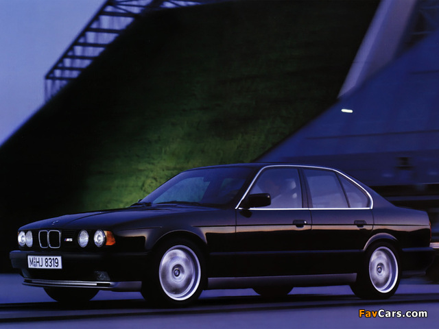 BMW M5 (E34) 1991–94 photos (640 x 480)