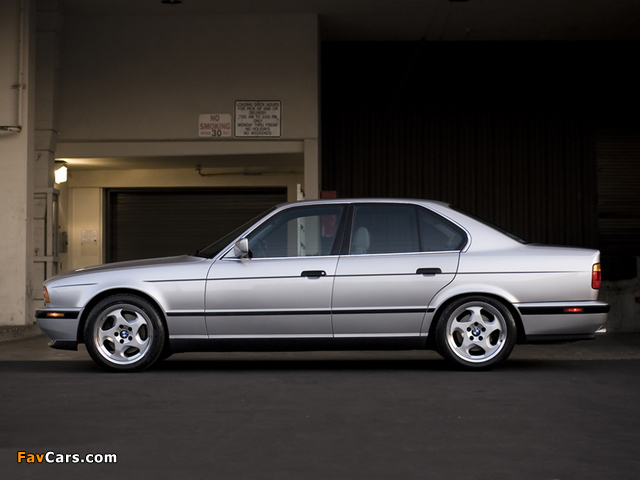 BMW M5 US-spec (E34) 1992–93 wallpapers (640 x 480)