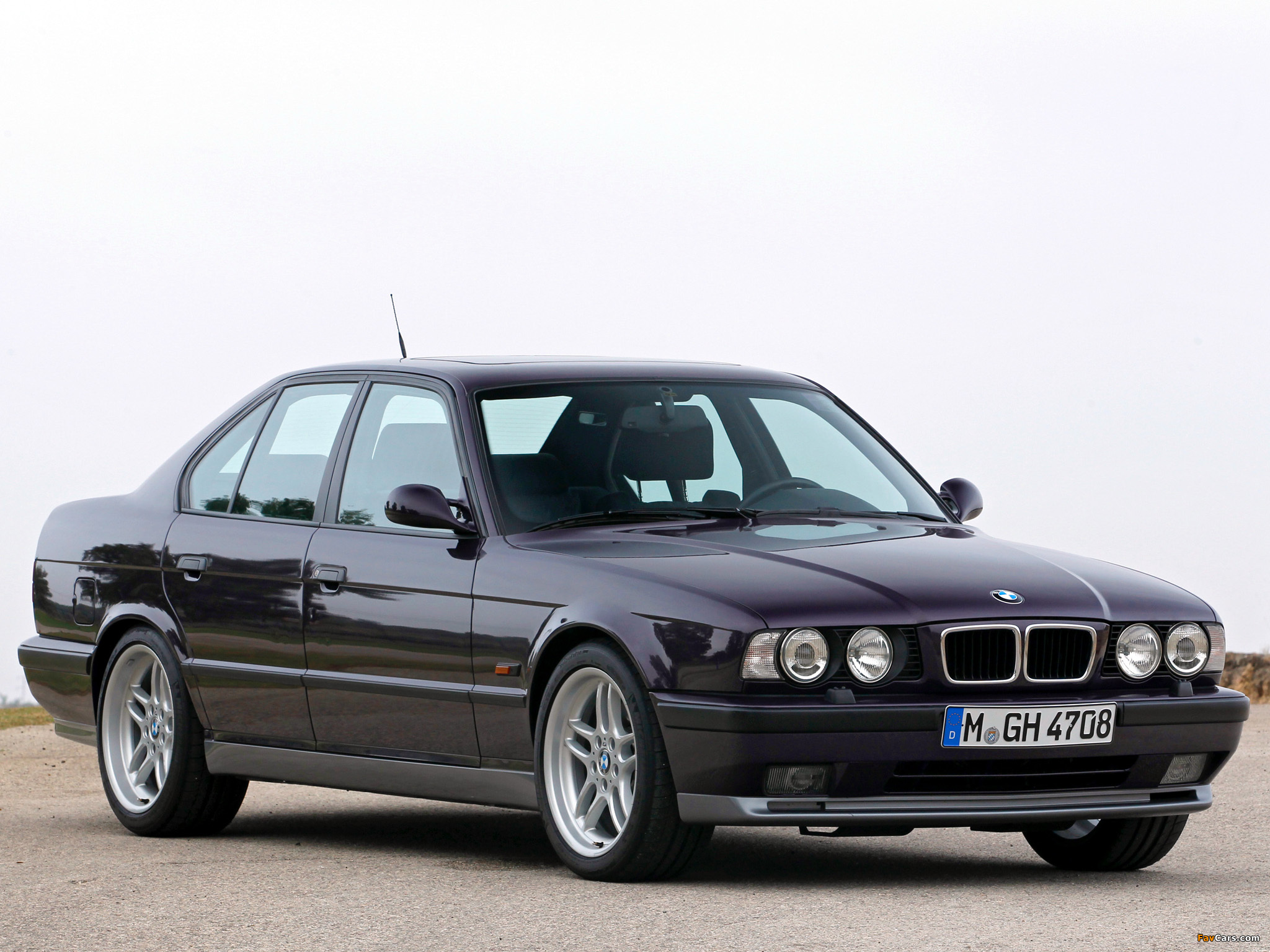 BMW M5 Sedan (E34) 1994–95 images (2048 x 1536)
