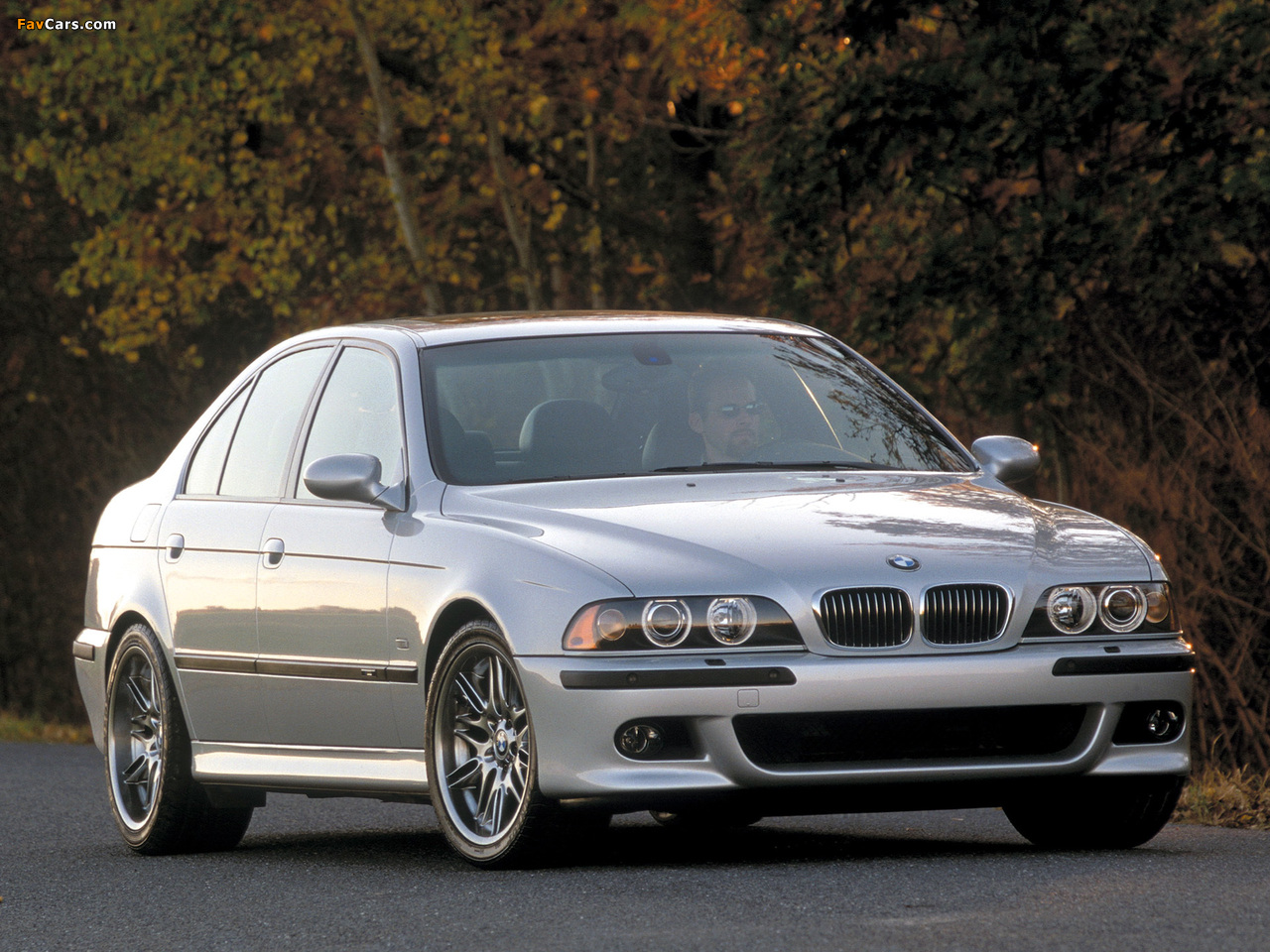 BMW M5 US-spec (E39) 1999–2004 images (1280 x 960)