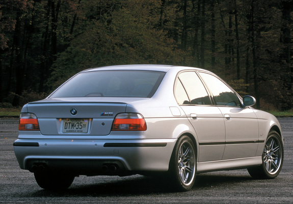 BMW M5 US-spec (E39) 1999–2004 photos