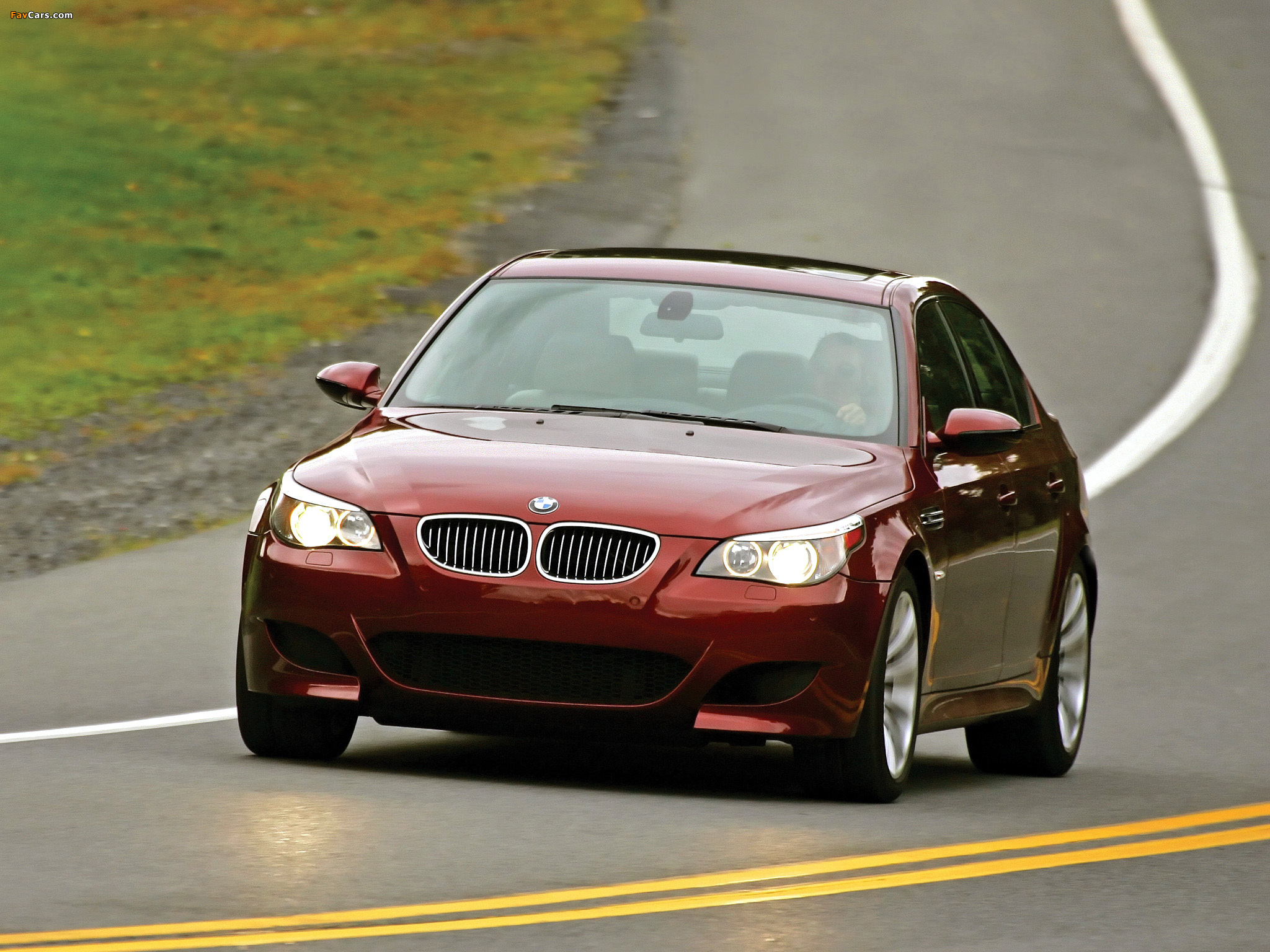 BMW M5 US-spec (E60) 2005–09 pictures (2048 x 1536)