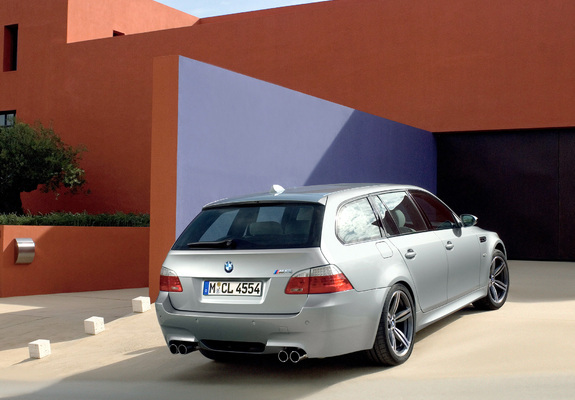 BMW M5 Touring (E61) 2007–10 images