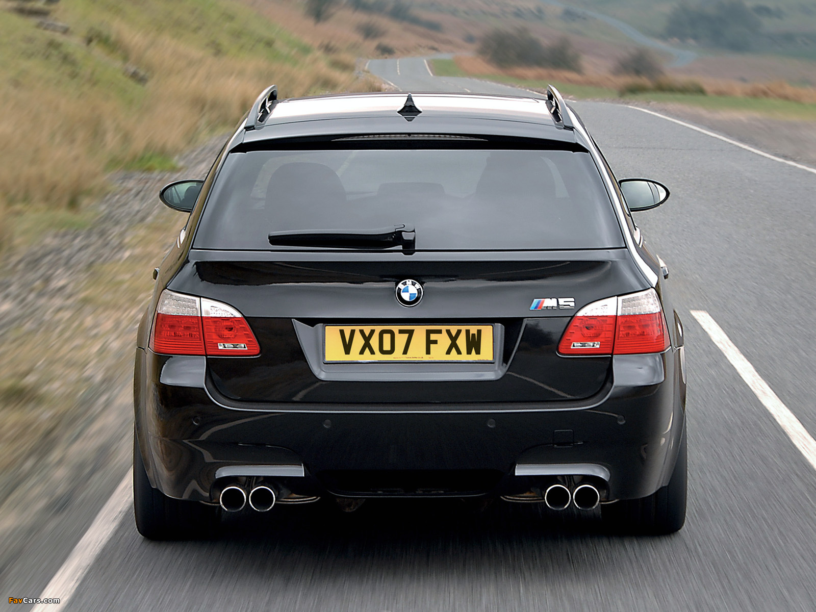 BMW M5 Touring UK-spec (E61) 2007–10 images (1600 x 1200)