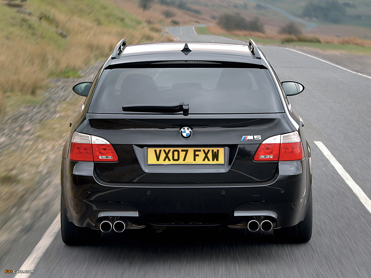 BMW M5 Touring UK-spec (E61) 2007–10 images (1280 x 960)