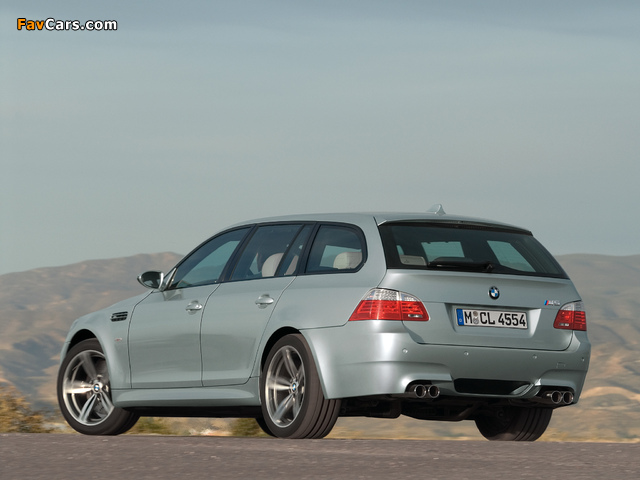 BMW M5 Touring (E61) 2007–10 images (640 x 480)