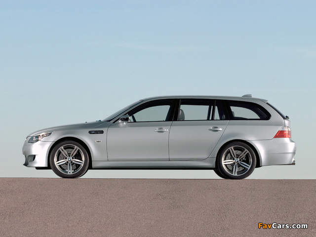 BMW M5 Touring (E61) 2007–10 photos (640 x 480)