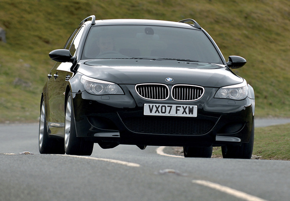 BMW M5 Touring UK-spec (E61) 2007–10 wallpapers