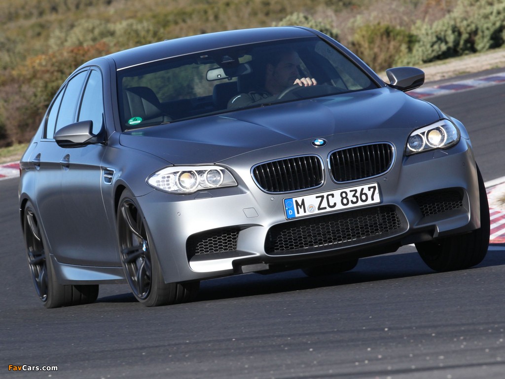 BMW M5 Individual (F10) 2011 images (1024 x 768)