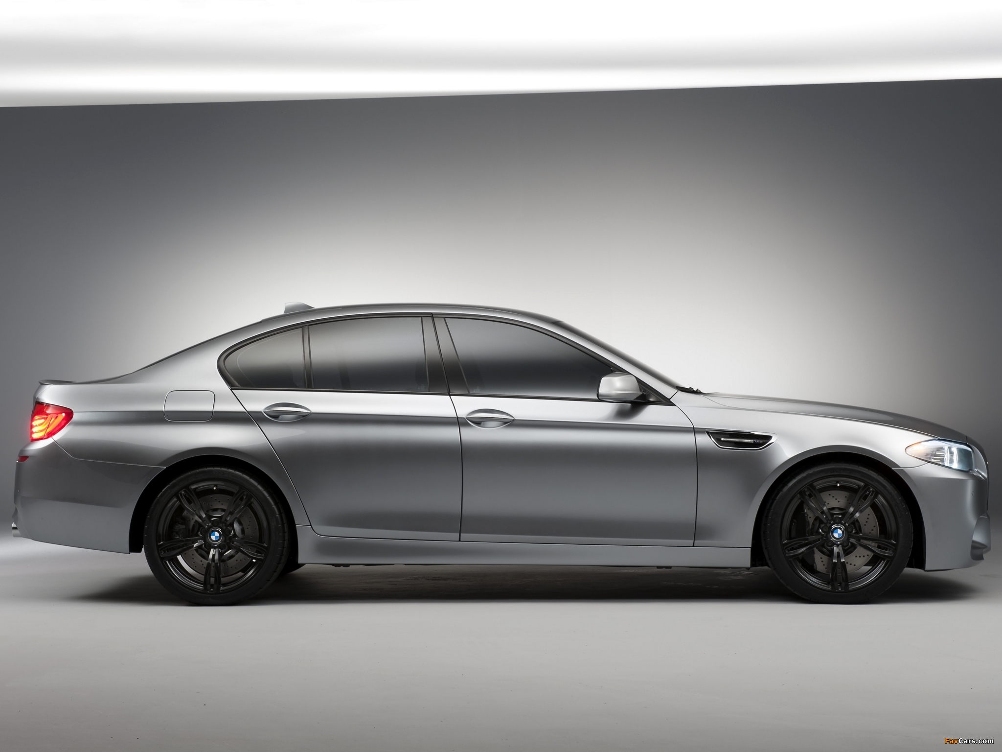 BMW Concept M5 (F10) 2011 images (2048 x 1536)
