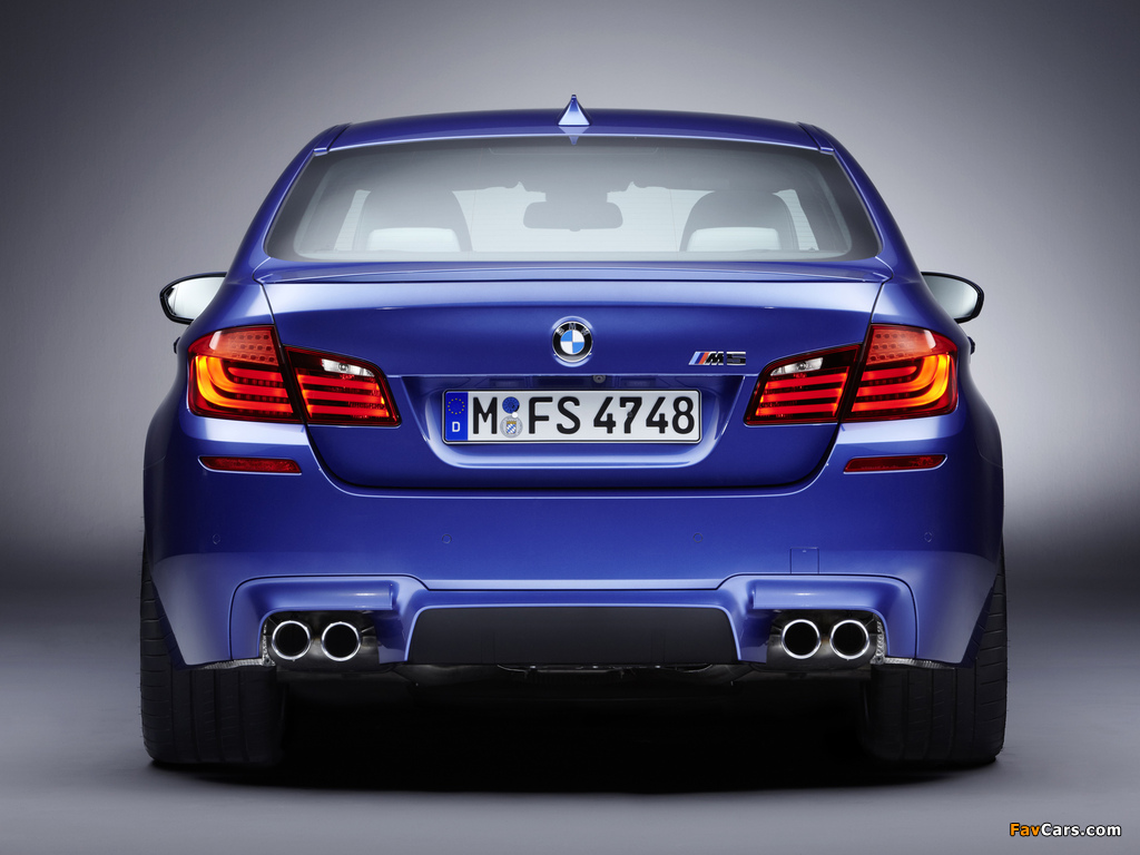 BMW M5 (F10) 2011 images (1024 x 768)