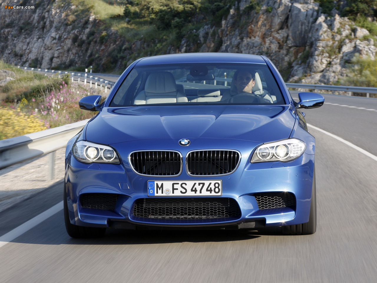 BMW M5 (F10) 2011 images (1280 x 960)